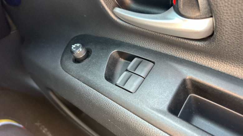 Toyota Aygo X 1.0 VVT-i Edge 5dr Petrol Hatchback